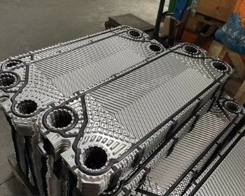 Máy trao đổi nhiệt tấm đúc đồng công nghiệp với vật liệu đệm NBR và diện tích chuyển nhiệt 10-1000m2
